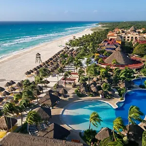 Iberostar Waves Quetzal Resort